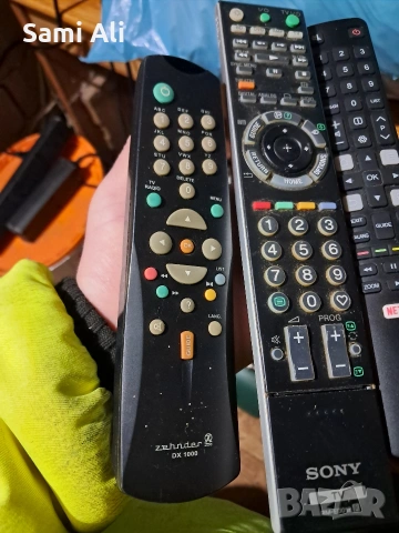 Продавам лот от различни дистанционни управления за телевизори, DVD и, снимка 2 - Дистанционни - 53890255
