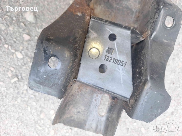 Оригинална основа задна броня с абсорбер за Зафира Б , GM 13219051, снимка 10 - Части - 51600730