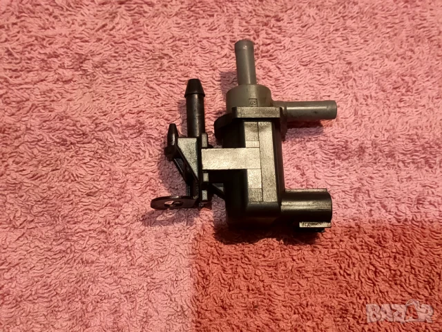 Вакуум клапан Denso за TOYOTA Corolla Verso E120 E130