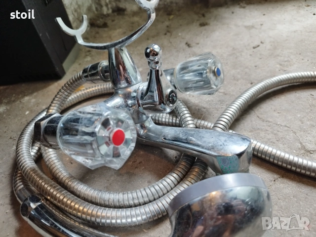 Смесител за мивка с две кранчета от Германия, снимка 4 - Мивки - 53886328