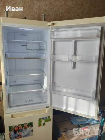 Хладилник с фризер Samsung RB31FERNDEF, снимка 9 - Хладилници - 52508997