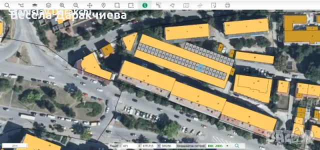 ГОЛЯМ ГАРАЖ С ТОК, ВОДА И КАНАЛ – ТОП ЛОКАЦИЯ!, снимка 2 - Гаражи и паркоместа - 54278858