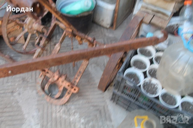 Стар плуг, снимка 6 - Антикварни и старинни предмети - 50918057