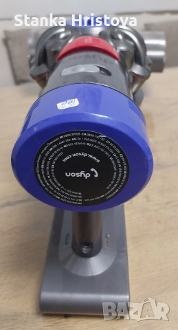 Прахосмукачка Dyson SV 10., снимка 5 - Прахосмукачки - 52561623