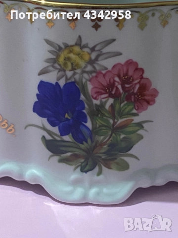 WB Bavaria. 1960-1980г.Порцеланова мини ваза , снимка 2 - Антикварни и старинни предмети - 52434763
