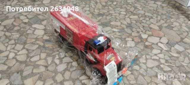 детска играчка пожарна кола, снимка 5 - Коли, камиони, мотори, писти - 45710456
