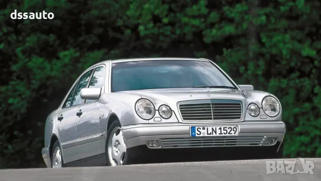 Предна броня Mercedes E-Class W210 1995-1999, снимка 2 - Части - 50153838