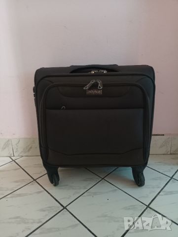 Туристически куфар за ръчен багаж ENZO NORI, 45 см. , снимка 1 - Куфари - 45859684