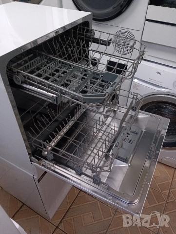 Свободно стояща съдомиялна кубче за 8 комплекта Candy с две години гаранция!, снимка 2 - Съдомиялни - 53980052