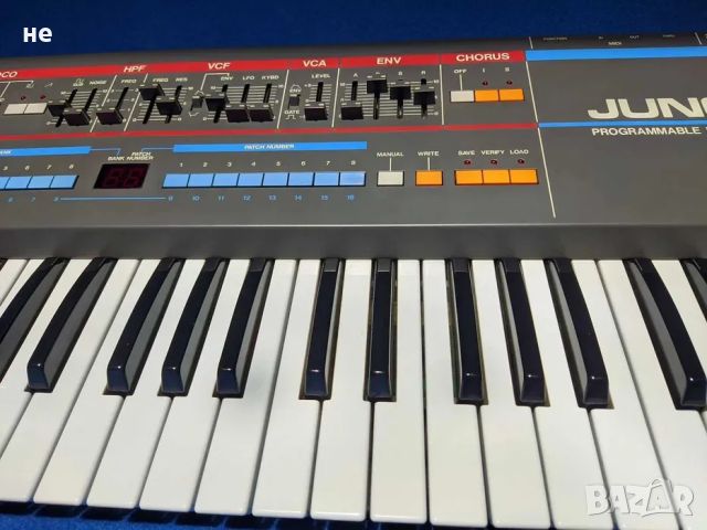 Roland Juno-106 (аналогов синтезатор), снимка 5 - Синтезатори - 45544872