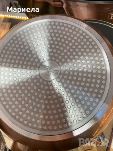 Комплект съдове Berlinger Haus - теган,тенджера,форма за кекс, снимка 6 - Съдове за готвене - 53605891