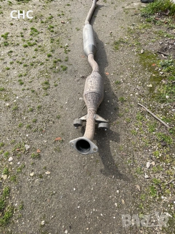 На части. Тойота Авенсис Версо, 2002 година 116 к.с., , снимка 18 - Автомобили и джипове - 46739331