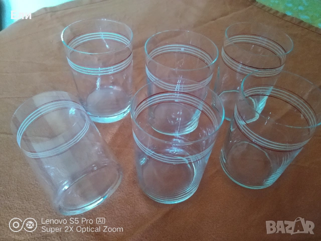 стъклени чаши