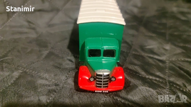 Метална количка,камионче Corgi, снимка 2 - Колекции - 53568280