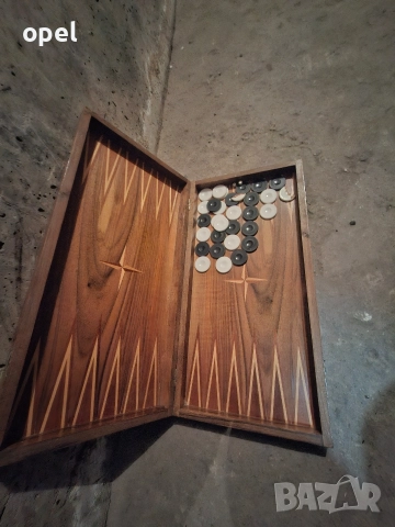 продавам табла и шах