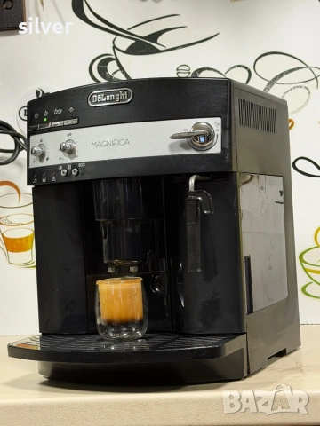 Кафемашина кафе автомат delonghi magnifica с гаранция, снимка 3 - Кафемашини - 54297821