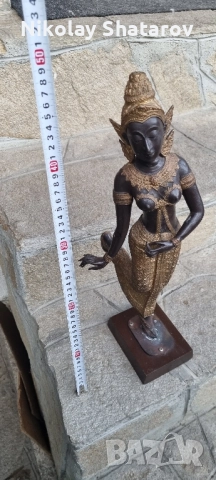 Бронзова скулптура. Бронзова фигура 