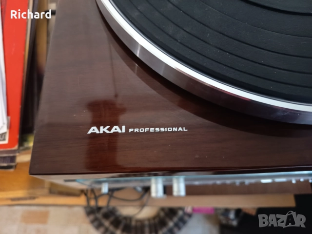 Akai Pro BT500 Turntable, снимка 5 - Грамофони - 52572450