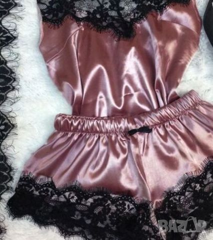Елегантна дамска пижама – топ, къси панталонки и сатениран аксесоар. Цветове - чисто черен/черен, че, снимка 3 - Пижами - 45794858