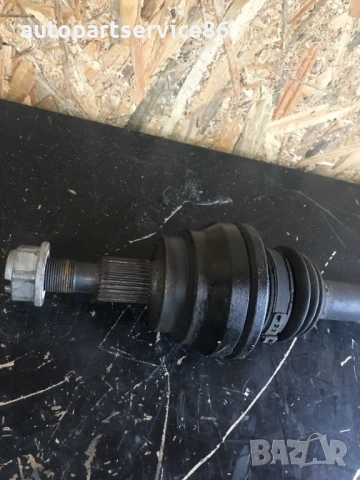 Заден задвижващ вал лява страна за Mercedes ML W164 3.0 CDI (2010) 88000, снимка 2 - Части - 53898336