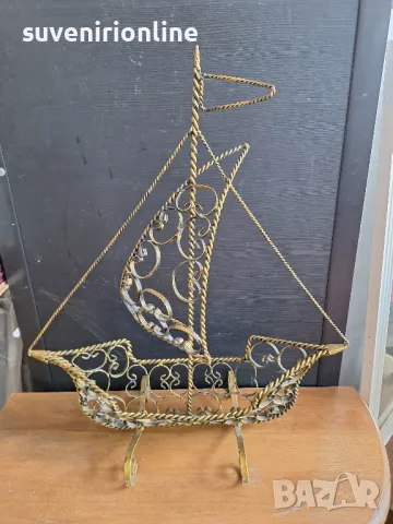 стар метален сувенир кораб, снимка 3 - Декорация за дома - 50410645