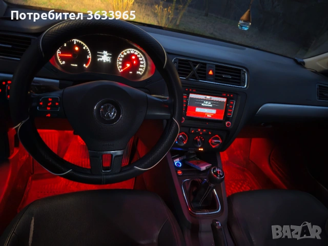 VW JETTA 2.0TDI 140кс., снимка 12 - Автомобили и джипове - 53397026