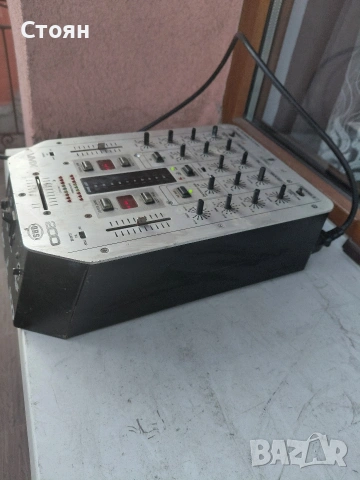 усилвател, пулт, миксер, снимка 4 - Ресийвъри, усилватели, смесителни пултове - 54095275