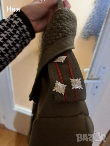 Зимно манто офицерско, снимка 9 - Якета - 54000045
