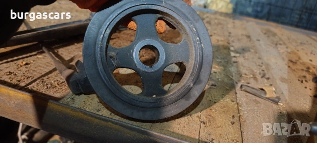 Демпферна шайба Toyota Yaris 1,0-68к.с., снимка 3 - Части - 53304287