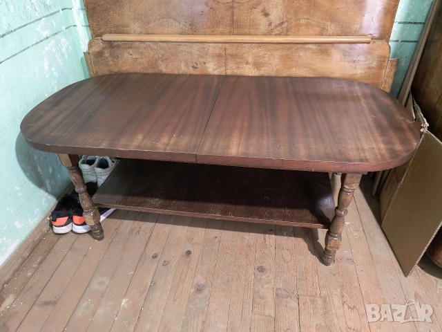 Холна разтегателна маса