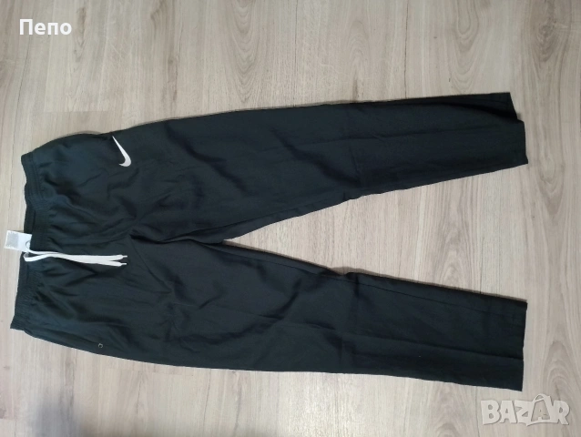 Спортно долнище Nike