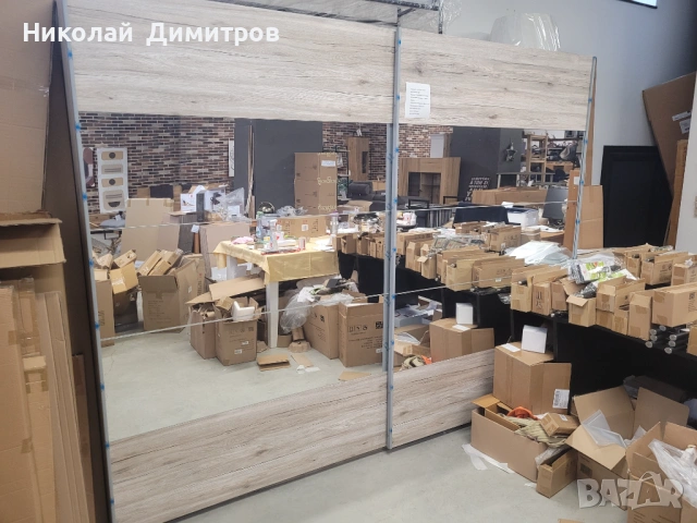 Продавам гардероб с плъзгащи врати 270х210х60 см, снимка 3 - Гардероби - 53207097