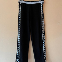 Черен панталон с бели ленти и връзки по цялата дължина на крачола 🖤, снимка 1 - Панталони - 44993372