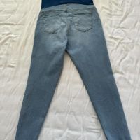 Три дамски дънки/панталони за бременни, LC Waikiki, H&M, р-р 40, 42, 44, снимка 2 - Дрехи за бременни - 45163491
