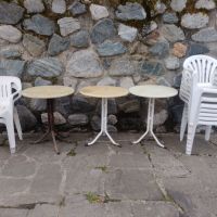 Пластмасови столчета и масички, снимка 1 - Градински мебели, декорация  - 45368684