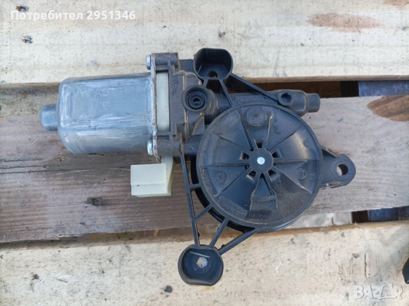 Моторче стъкло стъклоподемник Audi S5 F5 A5 8W0959801, снимка 1