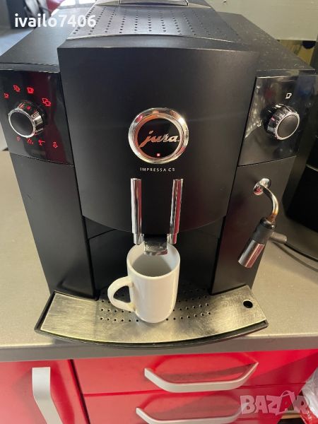 Кафе машина робот Jura C5, снимка 1