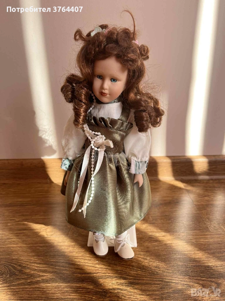 Оригинална кукла със стойка, снимка 1