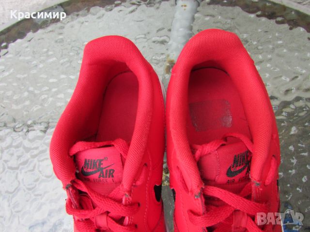Маратонки Nike Air Force 1 '07 'University Red', снимка 13 - Маратонки - 46398735