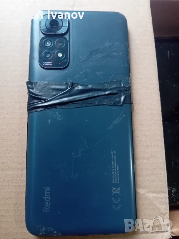 Продавам  редми 11s за части от телефона продадена е задната основна камера и копчето за включване 