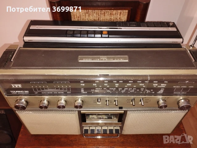 Радиокасетофон ITT, снимка 2 - Радиокасетофони, транзистори - 50925380