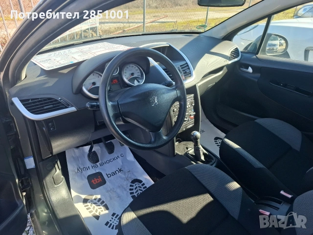Пежо 207.1.4 Бензин., снимка 13 - Автомобили и джипове - 53256866