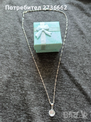 Сребърно колие с бял цирконии 