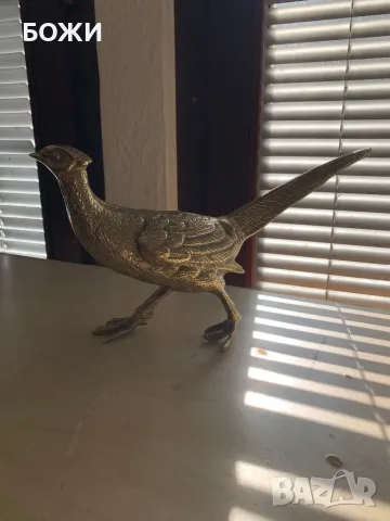  „Масивен месингов фазан – символ на елегантност и класа!“. 