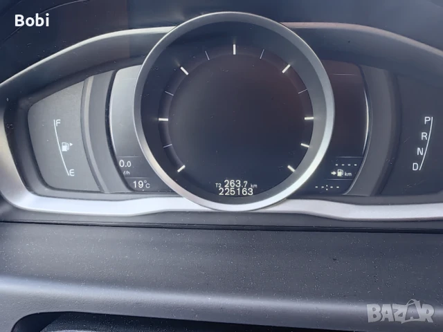 Volvo V70 V70 D5Automatic, снимка 15 - Автомобили и джипове - 50707450