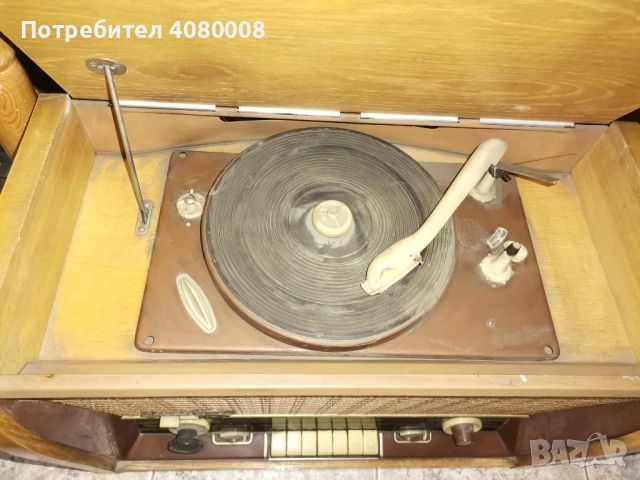Sakta – Руско радио с грамофон -70  лв., снимка 2 - Антикварни и старинни предмети - 45700753