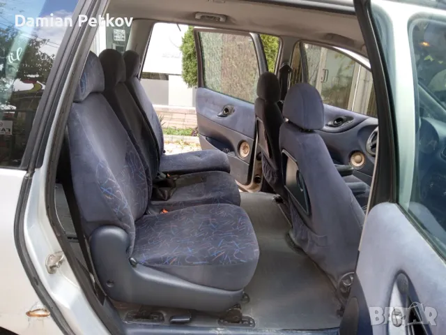 VW Sharan 1.9TDI, снимка 16 - Автомобили и джипове - 48002939