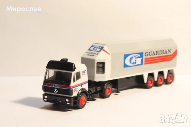 HERPA H0 1/87 MERCEDES BENZ ПРЕВОЗ НА СТЪКЛО КАМИОН МОДЕЛ, снимка 3 - Колекции - 53258470