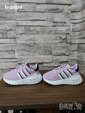 Оригинални детски маратонки Адидас, номер 21