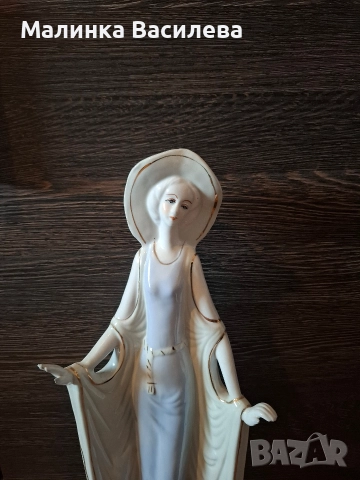 порцеланова дама, снимка 3 - Антикварни и старинни предмети - 52900453